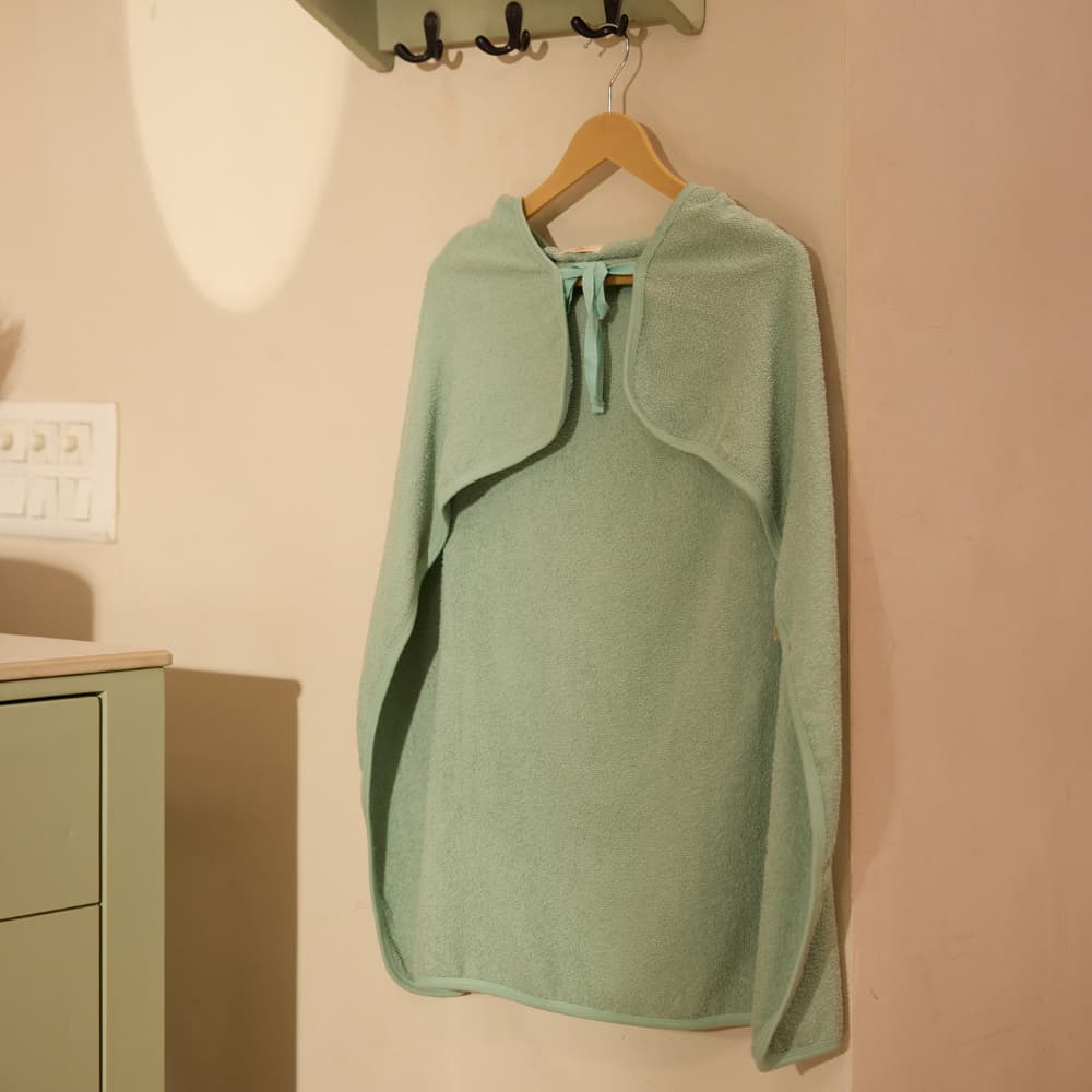 Cozy baby hooded towel with ears, Huggy Hood by Aadmom.