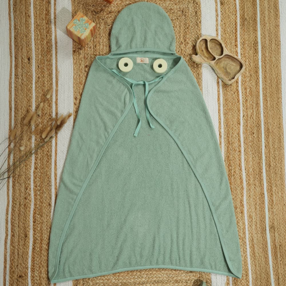 Cozy baby hooded towel with ears, Huggy Hood by Aadmom.