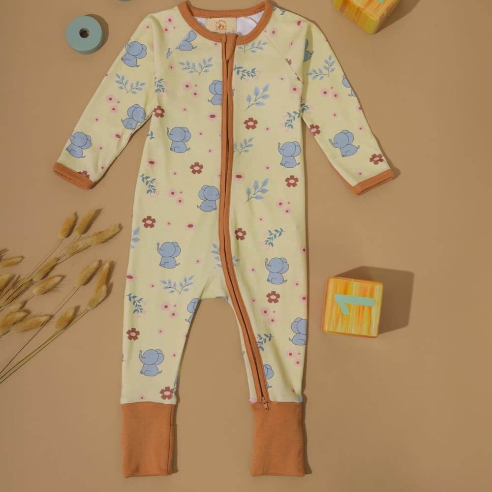 Elehug organic cotton baby bodysuit in soft breathable fabric