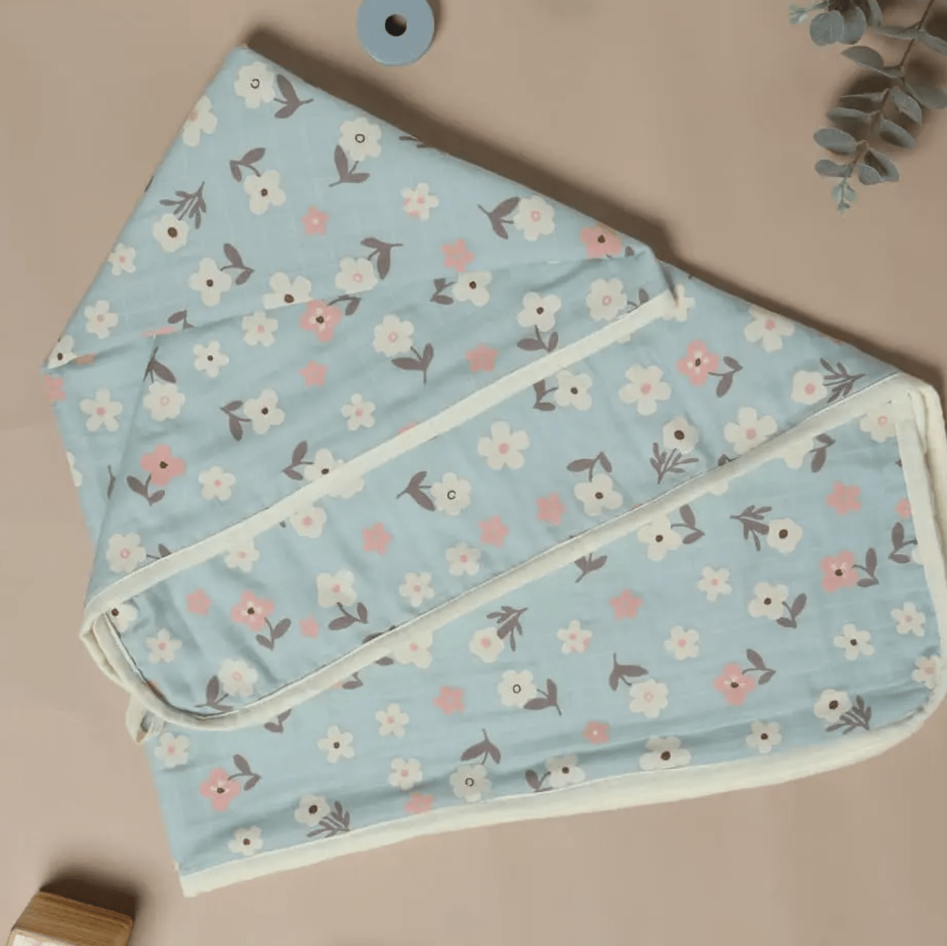 Full-sleeve baby sleepsuit in neutral tone, zip front, Sleepy Snuggle